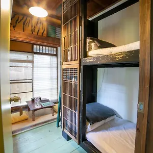 https://villa-sacra.kanagawa-hotels.com